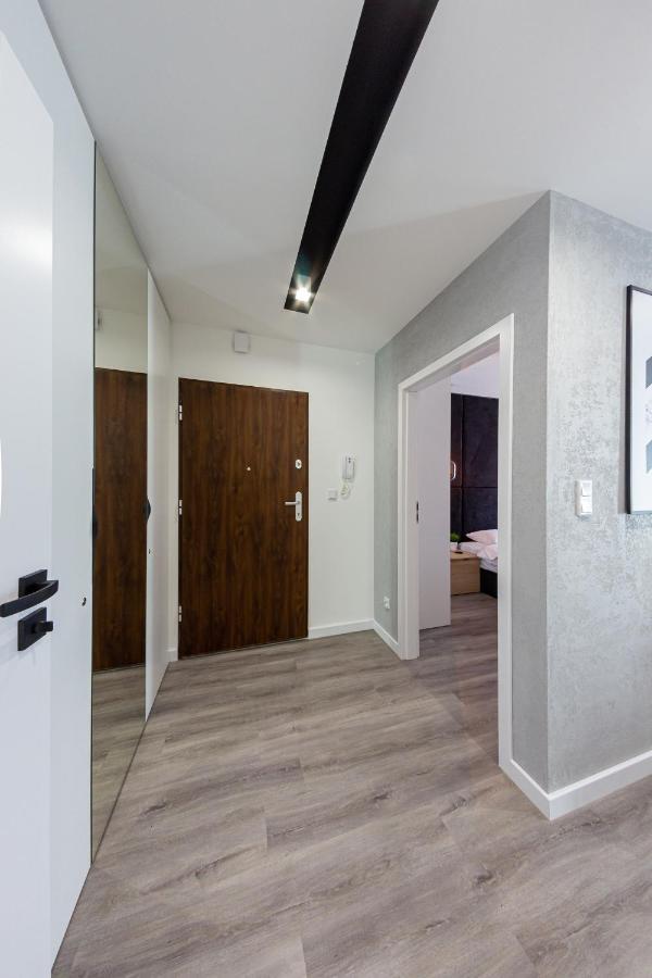 キェルツェApartament Bella Vistaアパートメント エクステリア 写真